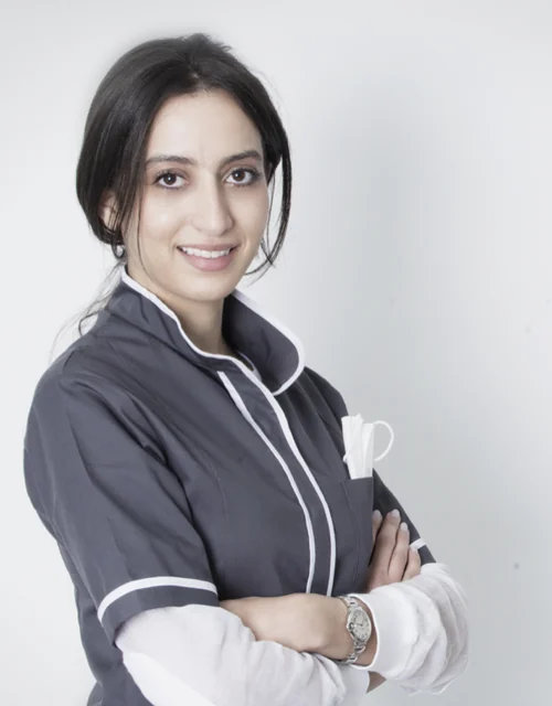 Dr Yousr Bouslama, chirurgien-dentiste à Tunis